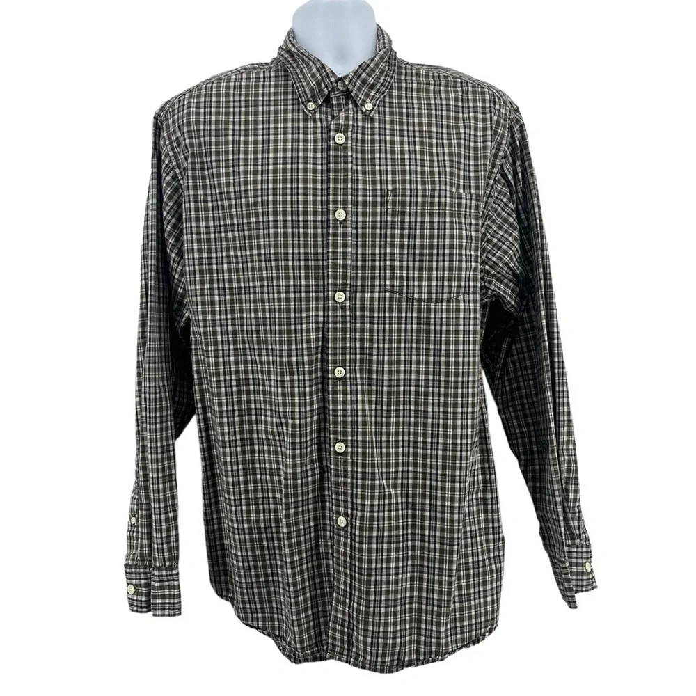 Levi’s Red Tab Mens Flannel Button Down Shirt Plaid size L 10384